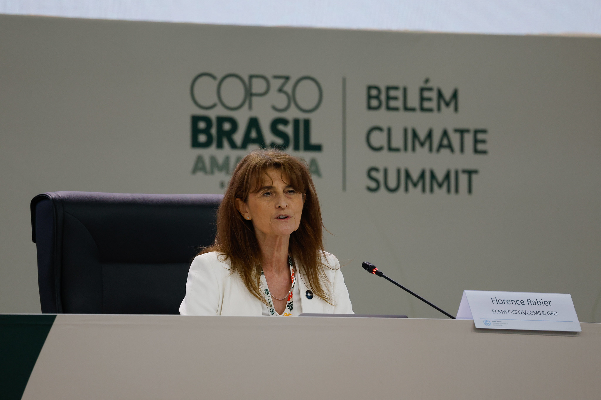 Florence Rabier delivers the GEO update.