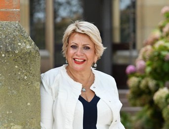 Joanna Drake