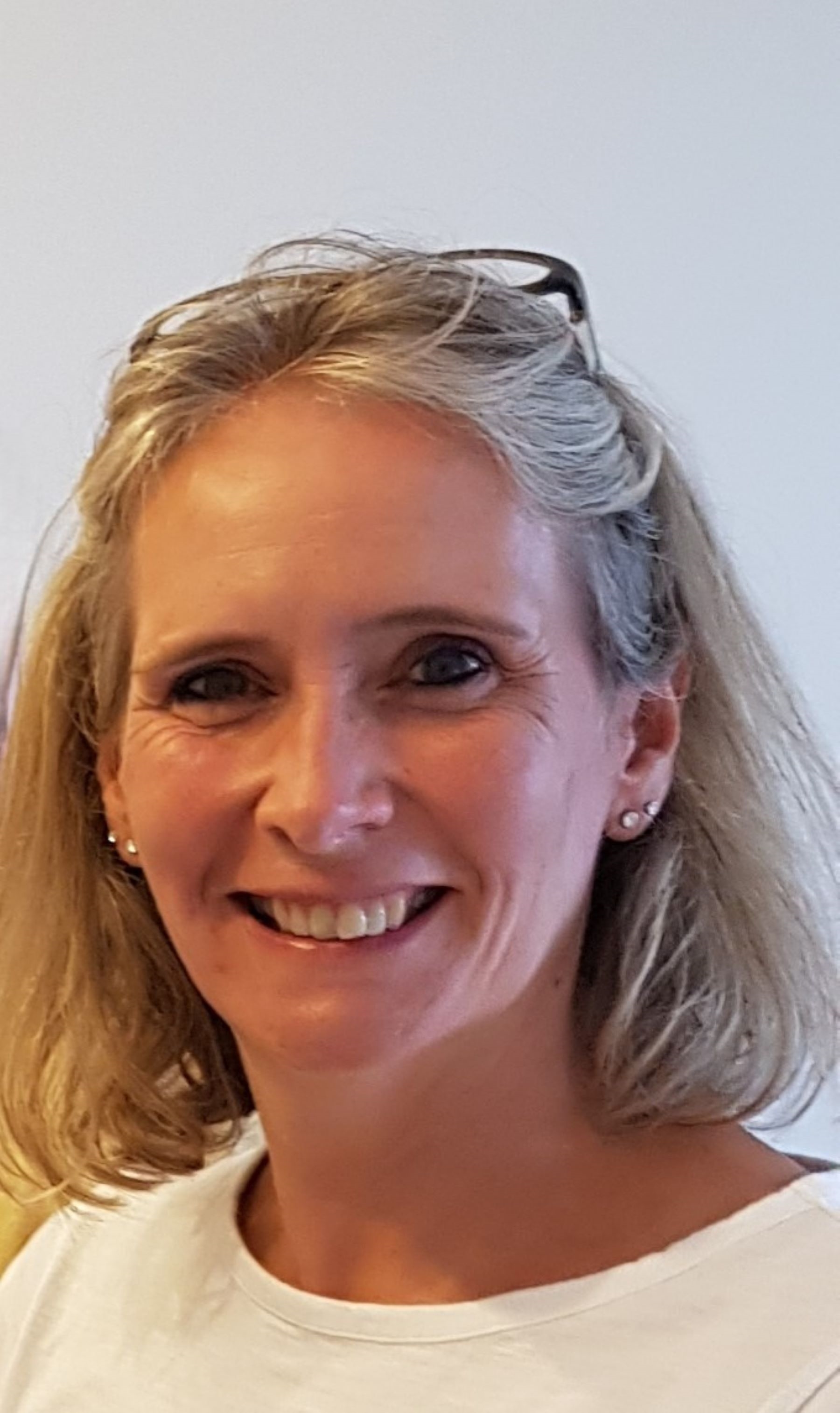 Melanie Hutchinson